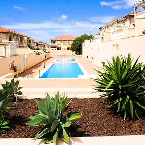 Casa La Sonrisa Shared House Gasthof